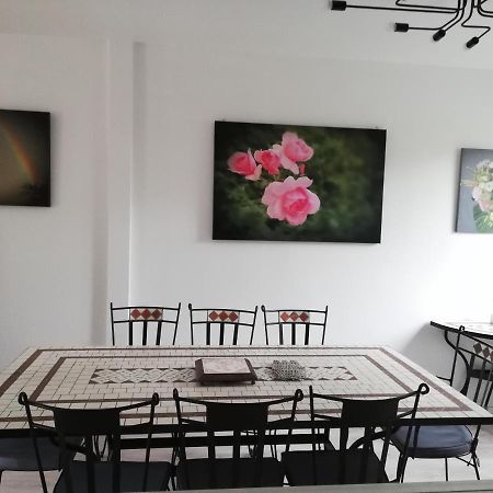 Les Rosiers D'Y Villa เนอแวร์ ภายนอก รูปภาพ
